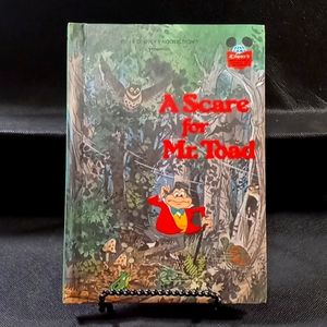 Vintage Walt Disney Story Book "A Scare for Mr. Toad"